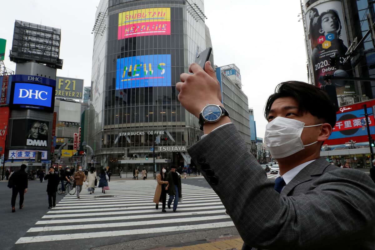 Он исчез: власти Японии объявили о прекращении пятой волны пандемии коронавируса