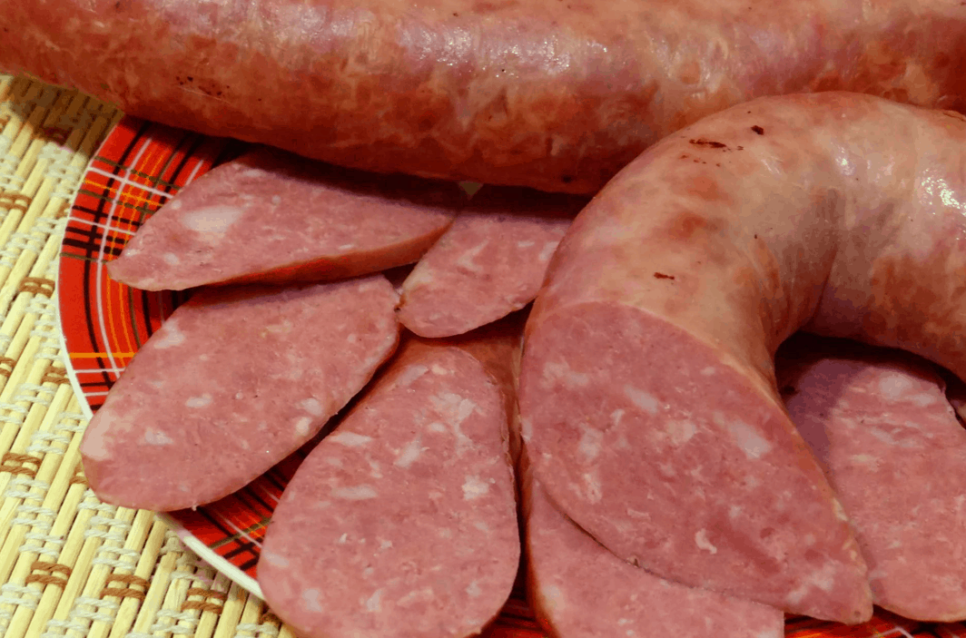 Домашняя свино-говяжья колбаса