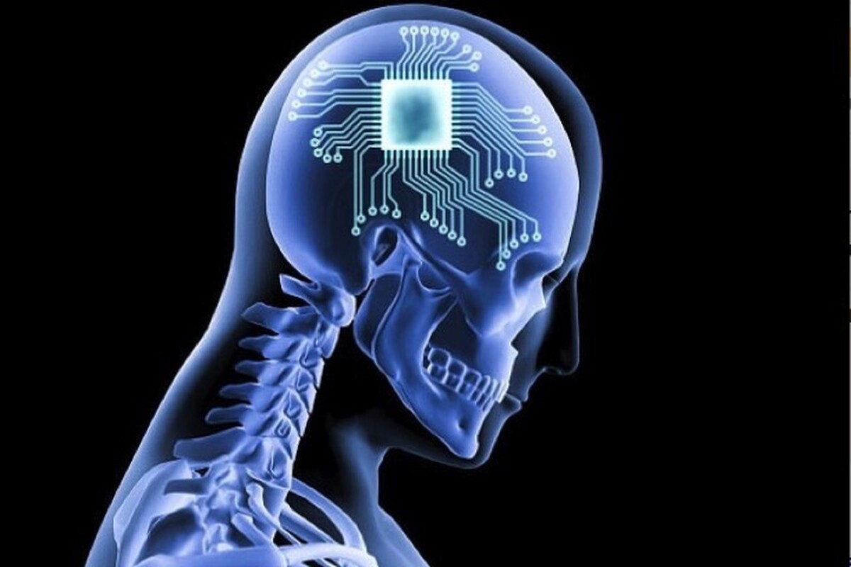 Илон Маск заявил об имплантации компьютерных чипов в организм человека уже в следующем году