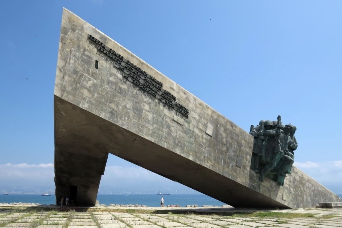 Памятник-ансамбль «Малая Земля» в Новороссийске отреставрируют