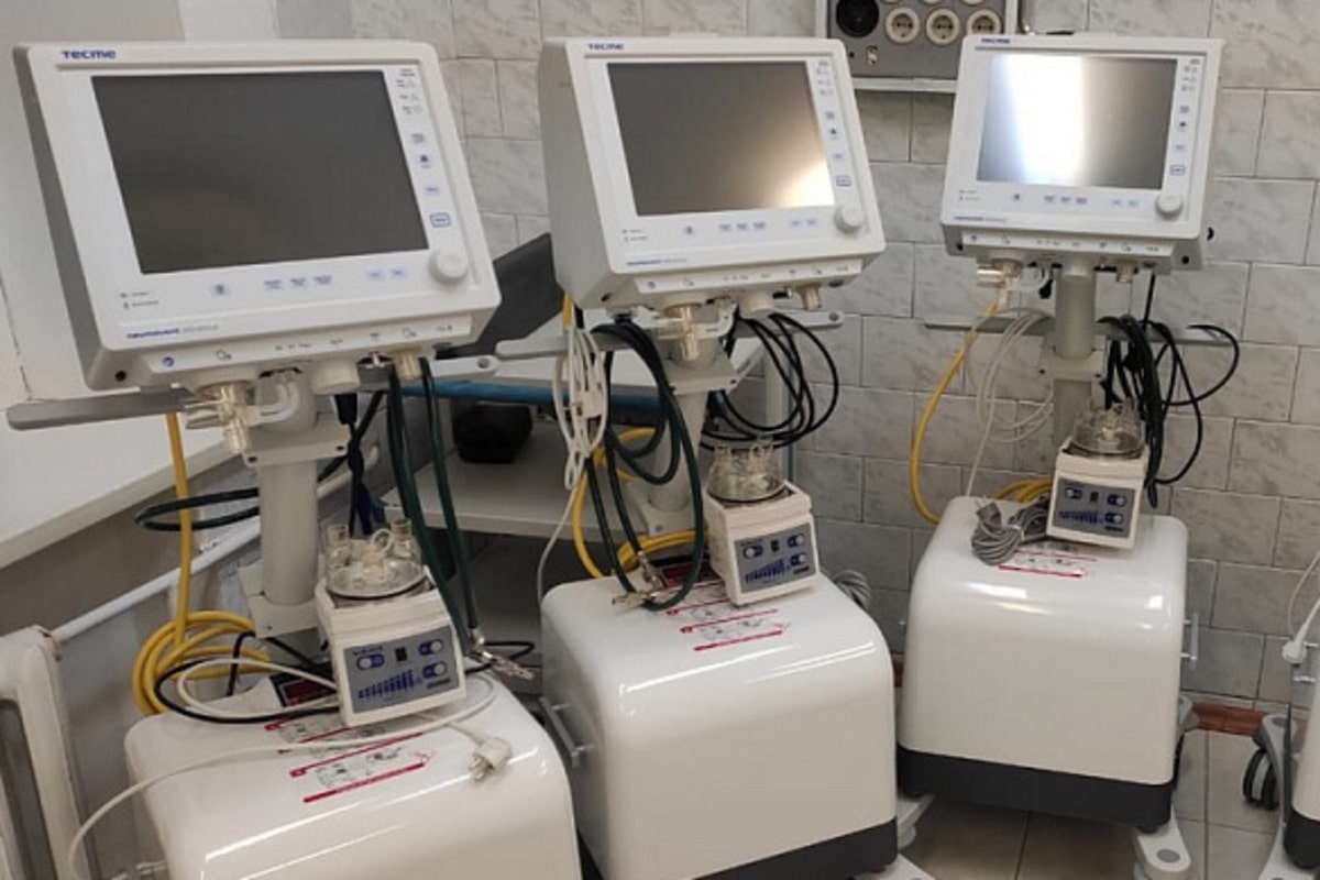 В пять больниц Краснодарского края поставили новые аппараты ИВЛ