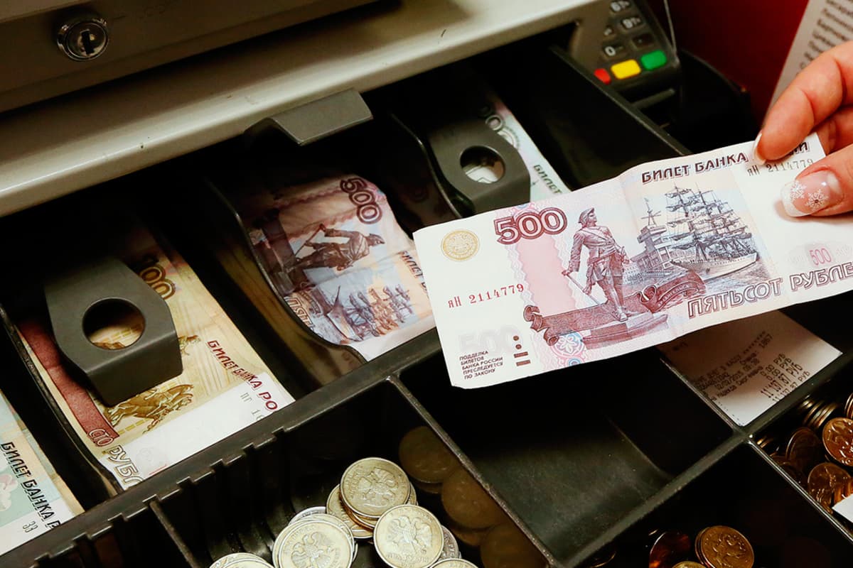 Участковые раскрыли кражу денег в кафе Новороссийска