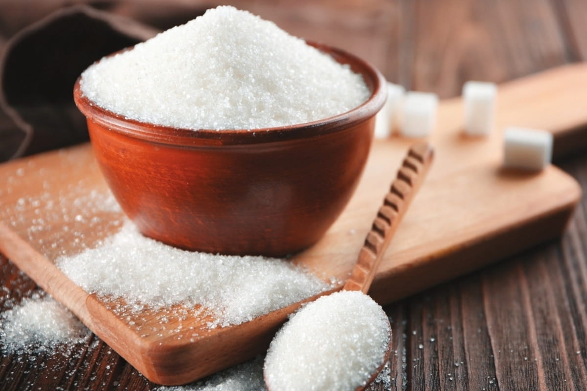 Власти Краснодарского края обеспокоены повышением цен на сахар в магазинах