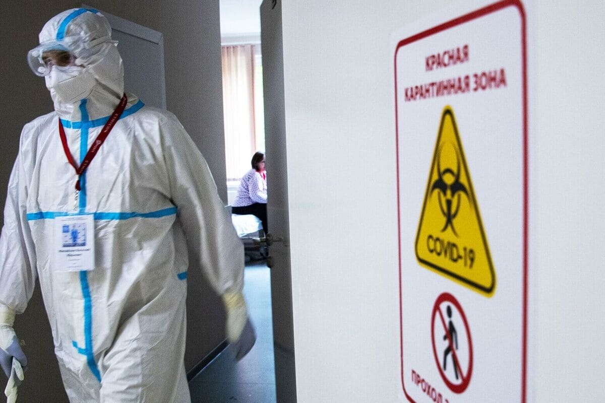 На Кубани десять «красных зон» переведут в обычный режим работы больниц