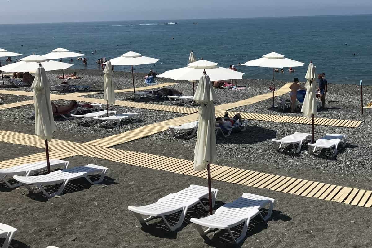 Общая протяженность открываемых летних пляжей на Кубани составит 113 км
