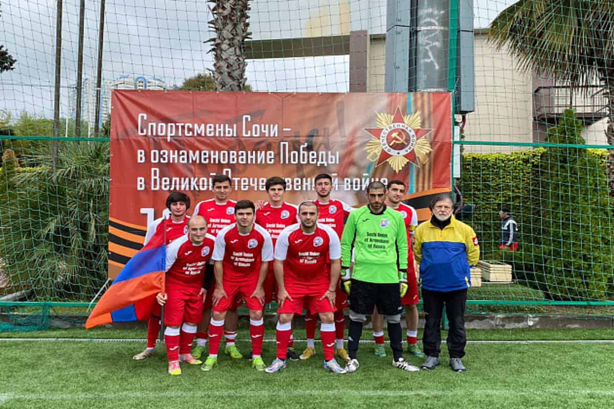 В Сочи провели турнир по мини-футболу среди национальных объединений города-курорта