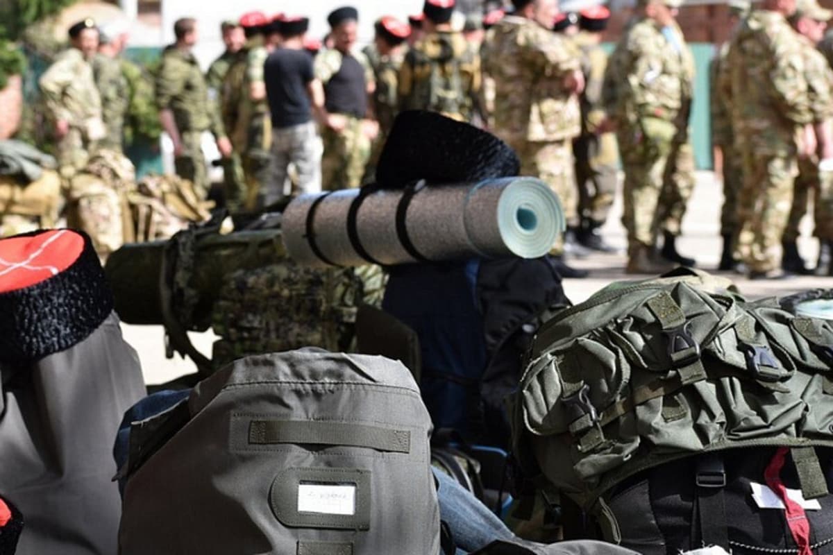 Новая группа из 200 казаков-добровольцев Кубанского казачьего войска отправилась в зону проведения специальной военной операции на Донбассе