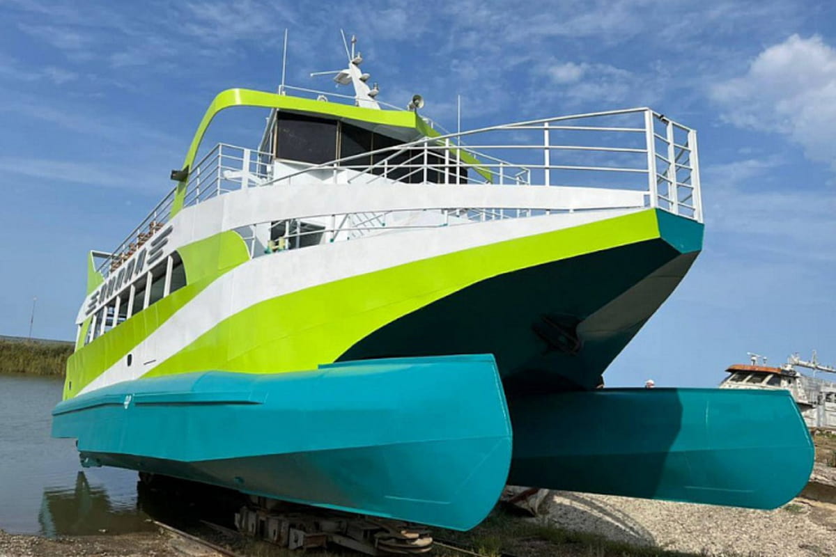 На Приморско-Ахтарской судоверфи спущен на воду пассажирский катамаран «Анапа»