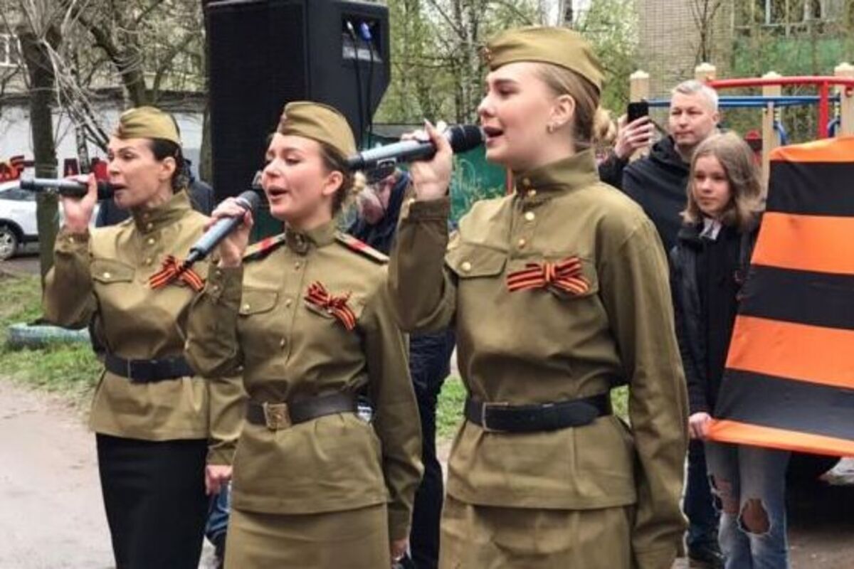 «Фронтовая бригада» из Краснодара проводит выездные концерты для ветеранов Великой Отечественной войны