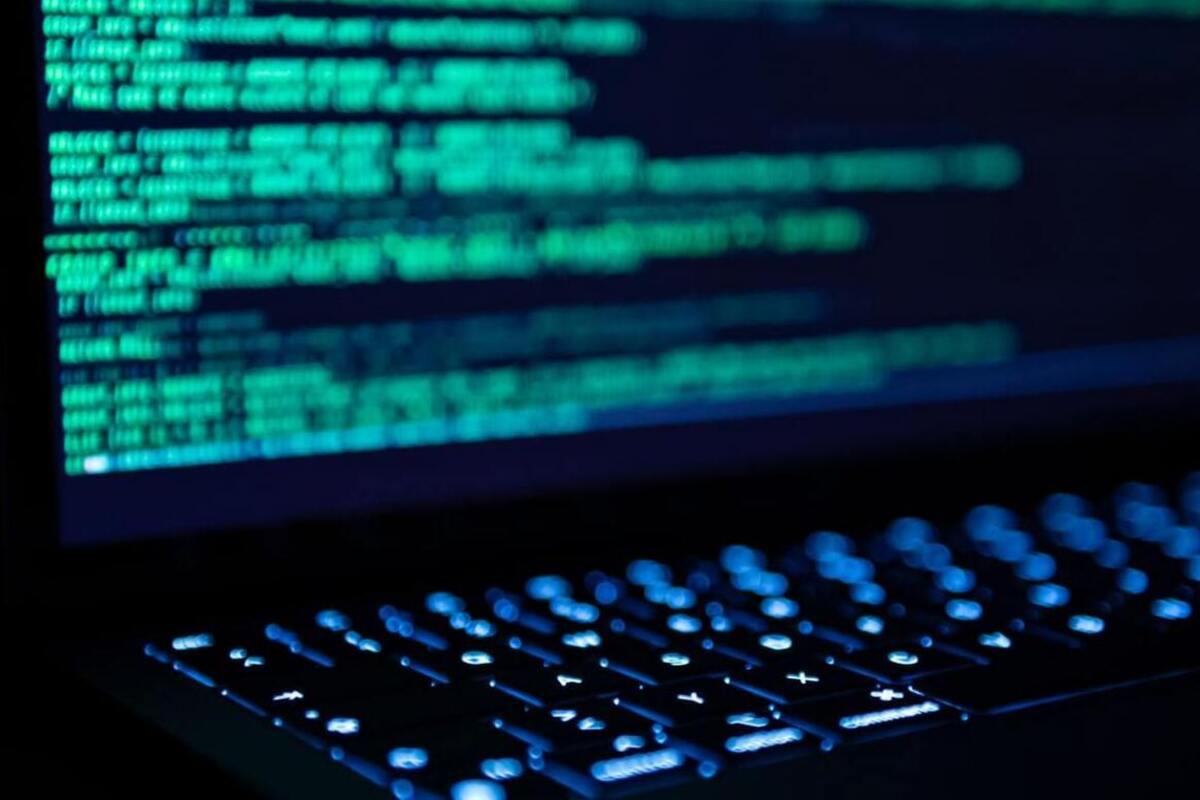 Команда RaHDit: Русские хакеры взломали сеть кадровой службы нацформирования 