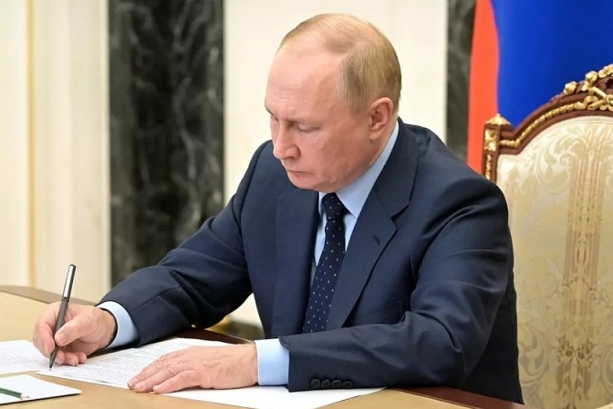 Защитники Отечества: президентом России Владимиром Путиным подписан указ об учреждении фонда поддержки участников СВО