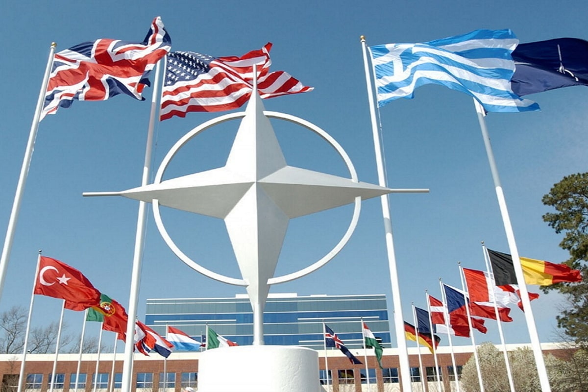 НАТО готовится к боевым действиям на своих границах из-за конфликта на Украине
