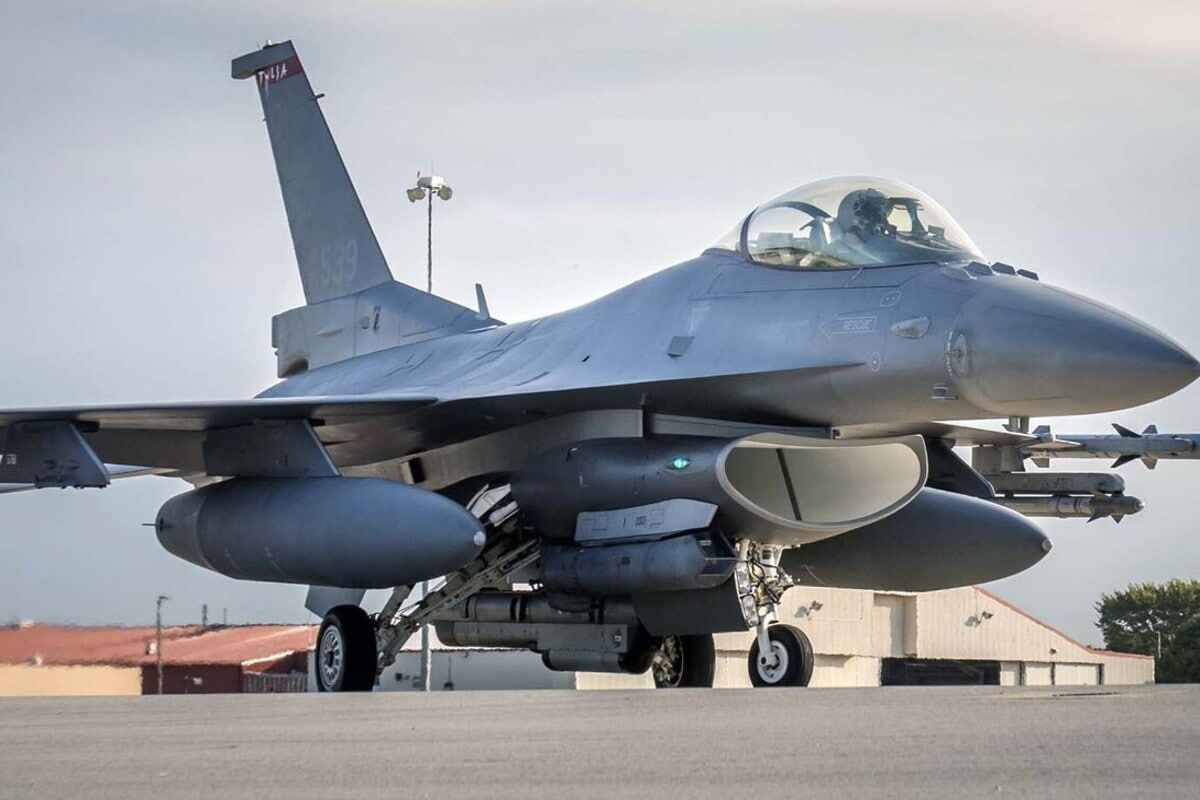 Поставки самолетов F-16 на Украину будут расцениваться Россией как ядерная угроза