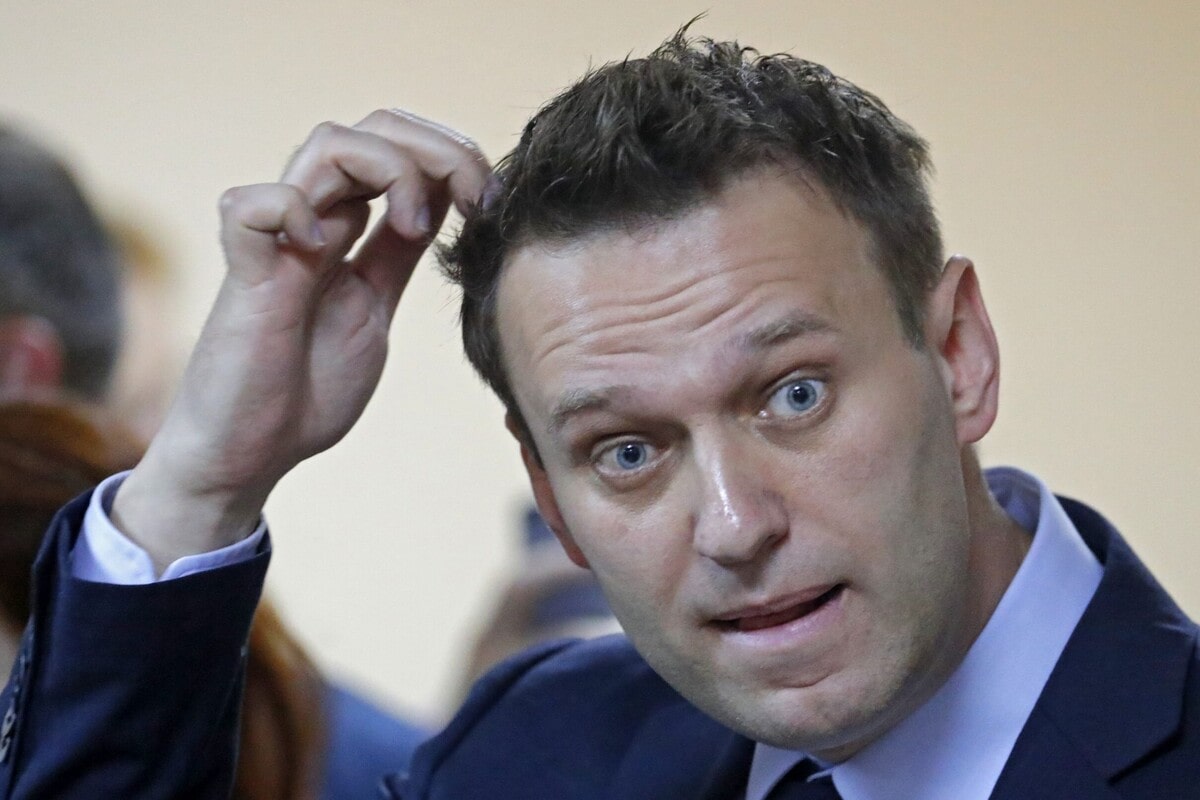 Алексея Навального приговорили к 19 годам колонии особого режима за создание экстремистского сообщества