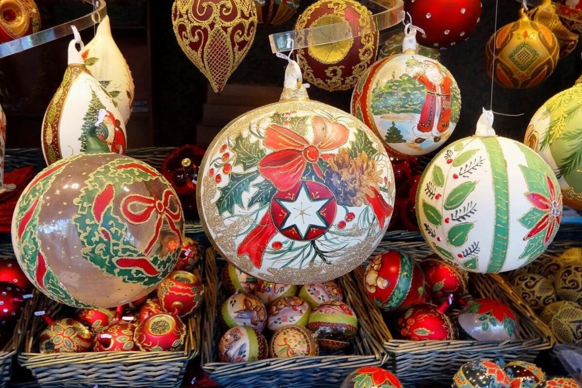 Жители и гости Краснодара смогут с 26 декабря посетить Рождественскую ярмарку на Пушкинской площади