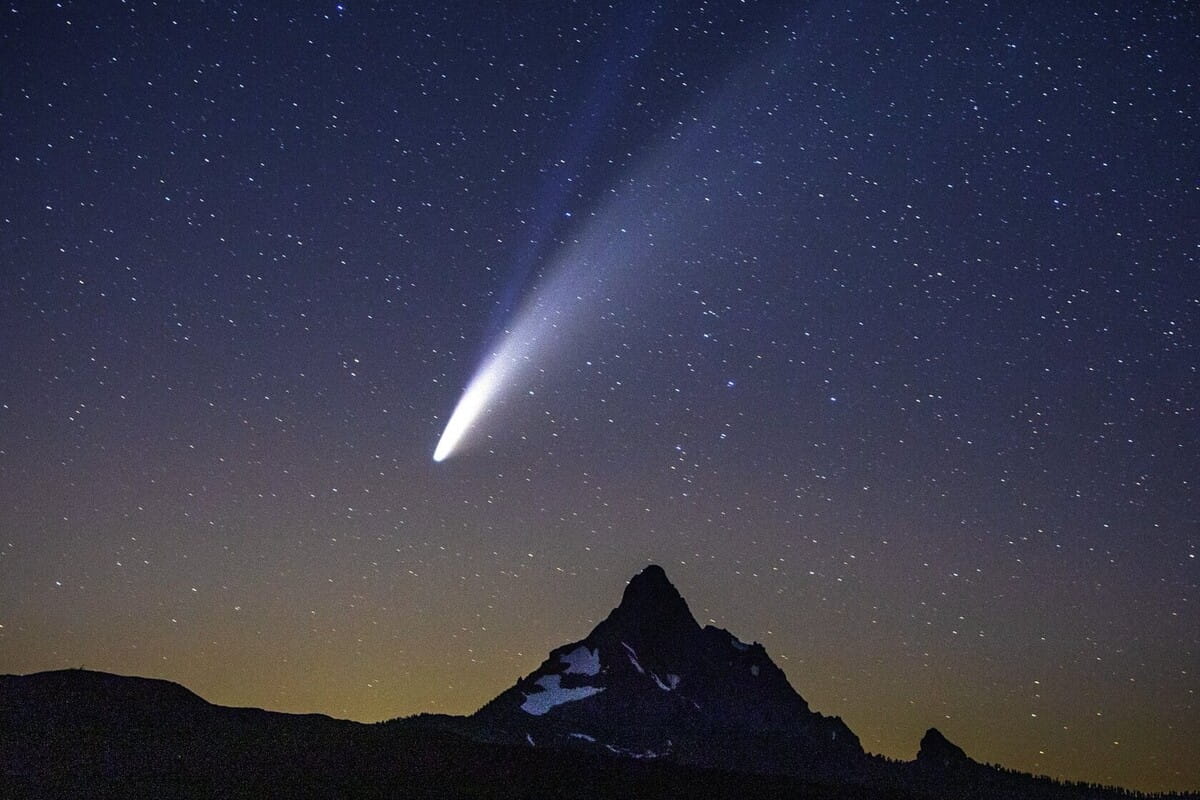 Комета Галлея по расчетам астрономов вернется к Земле в 2061 году