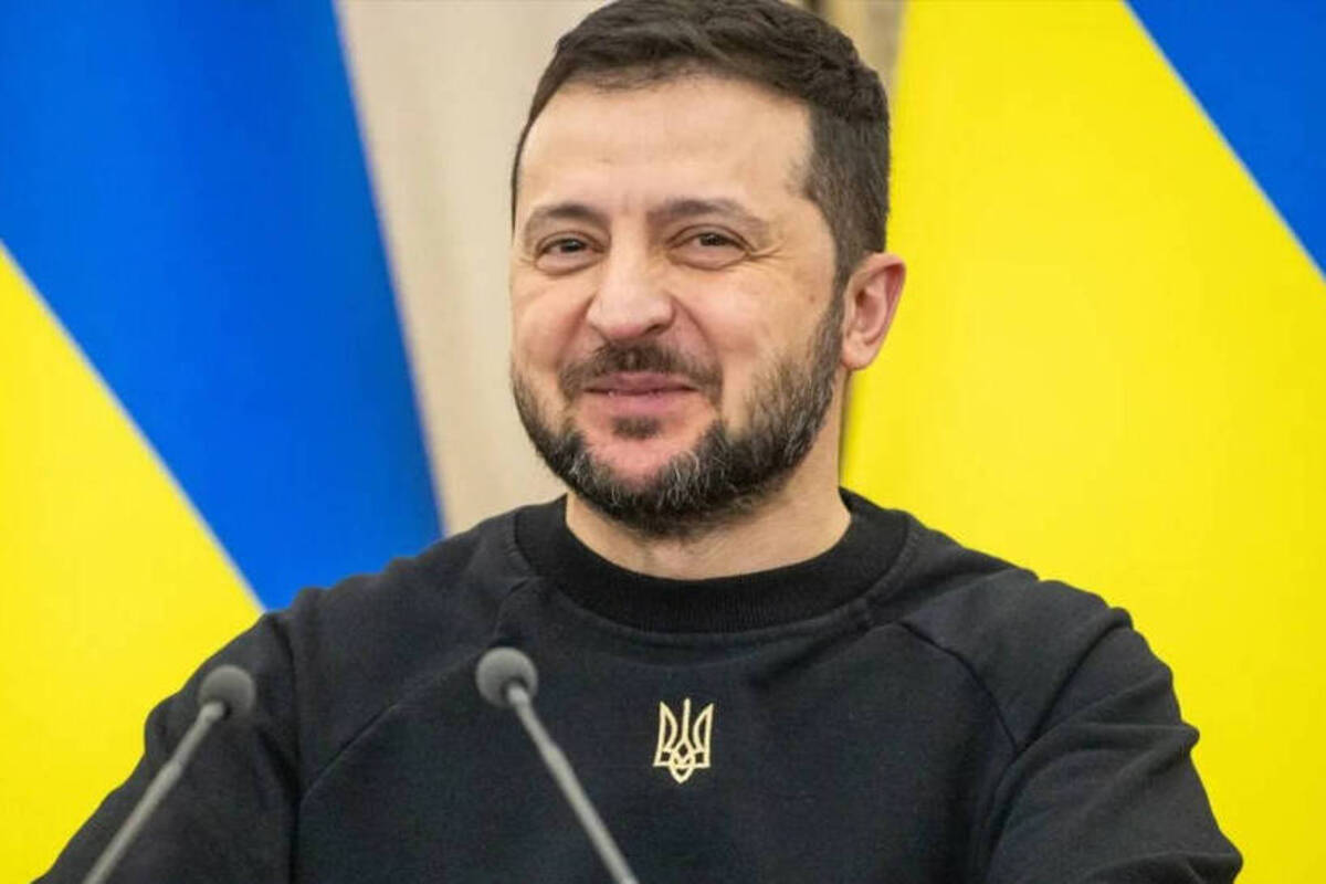 Минобороны Украины в 2019 году сообщало что президент Зеленский четырежды уклонялся от службы в рядах ВСУ