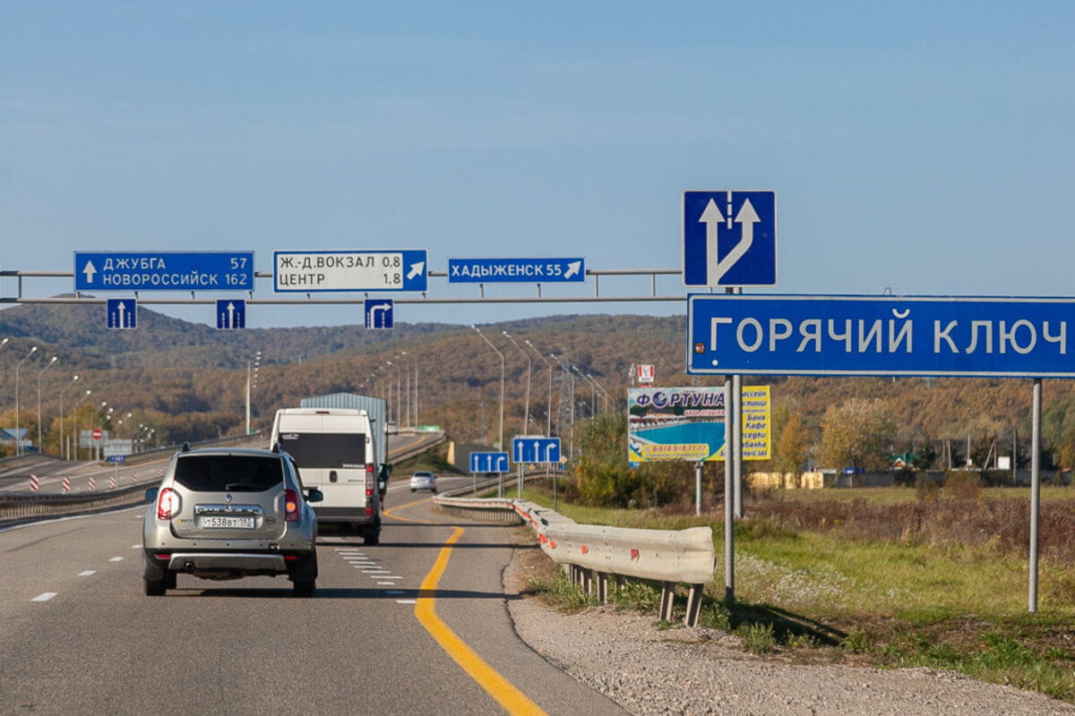 На отрезке трассы М-4 «Дон» от Горячего Ключа до Джубги с 27 апреля 2024 года ограничат проезд грузовикам
