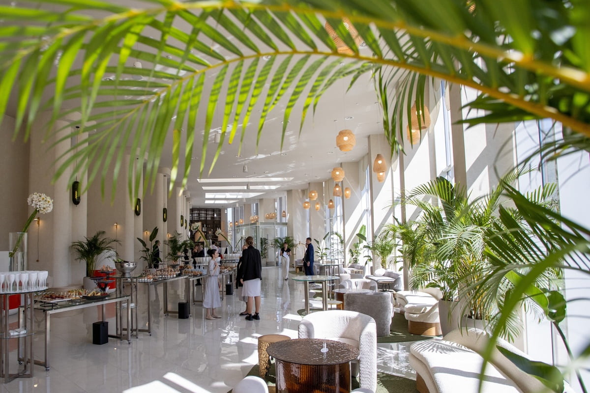 На Пионерском проспекте Анапы открыли новый пятизвездочный отель «FЮNF Luxury Resort & SPA Miracleon 5*»