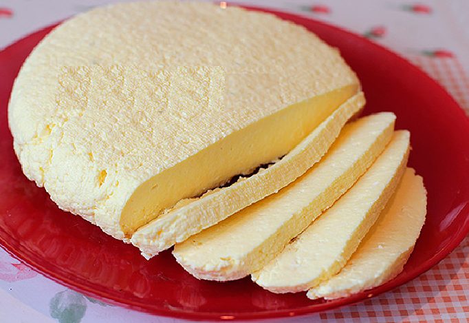 Сыр из молока и сметаны