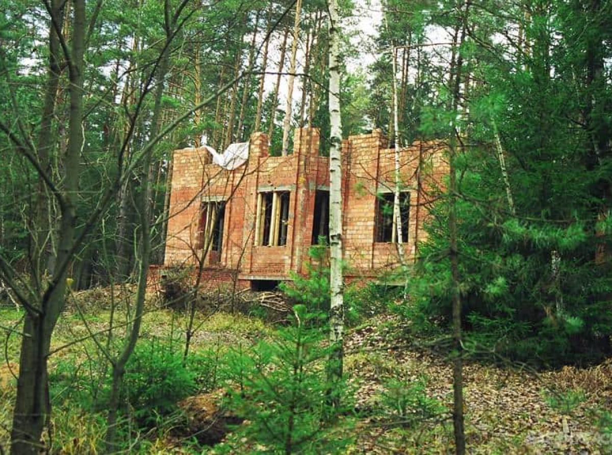 На Кубани продолжают демонтировать незаконные строения в лесных массивах