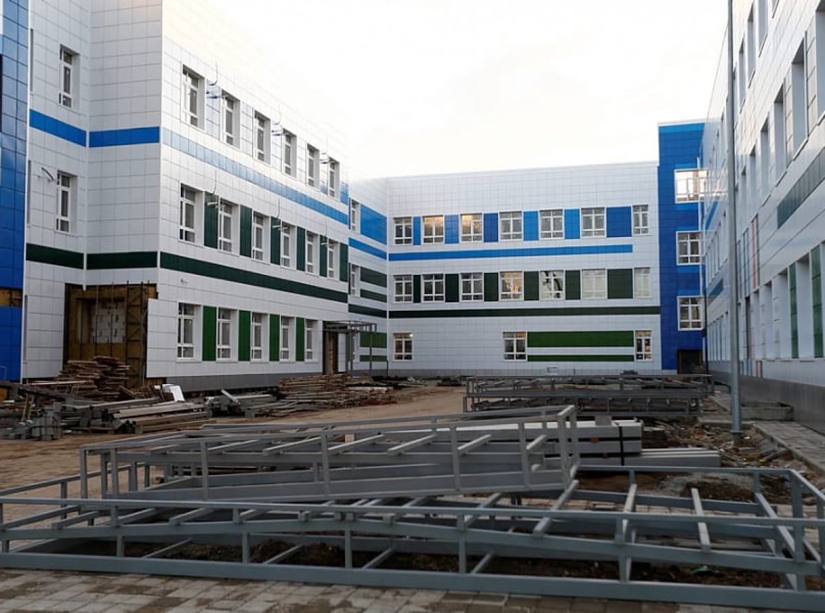 Новая школа в поселке Российском примет учеников 1 сентября