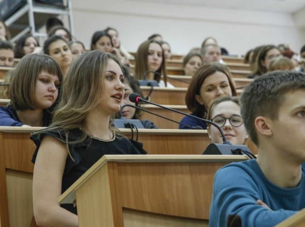 Студентов Кубани приглашают к участию в конкурсе на получение краевой стипендии для талантливой молодежи