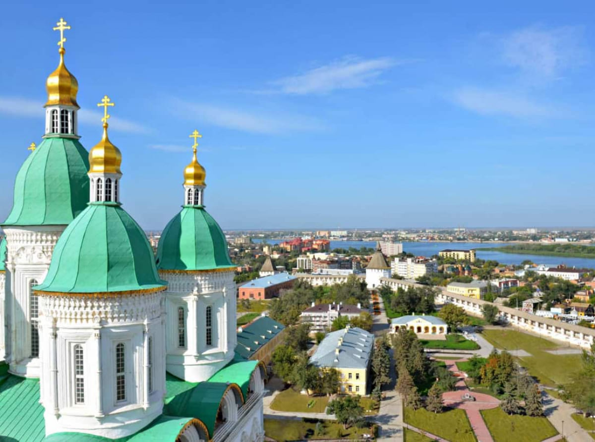 В Астраханской области вновь вводятся жесткие ограничительные меры из-за распространения COVID-19