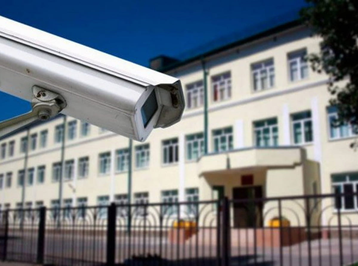 В нескольких краснодарских школах установили интеллектуальные камеры видеонаблюдения